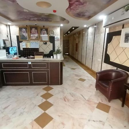 Qasr Al Amal Furnished Units Aparthotel Jeddah Bagian luar foto